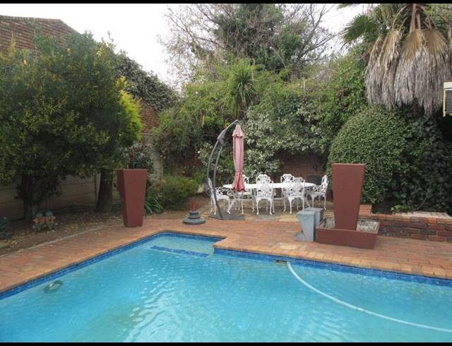 3 BEDROOM PROPERTY TO RENT IN GREENHILLS